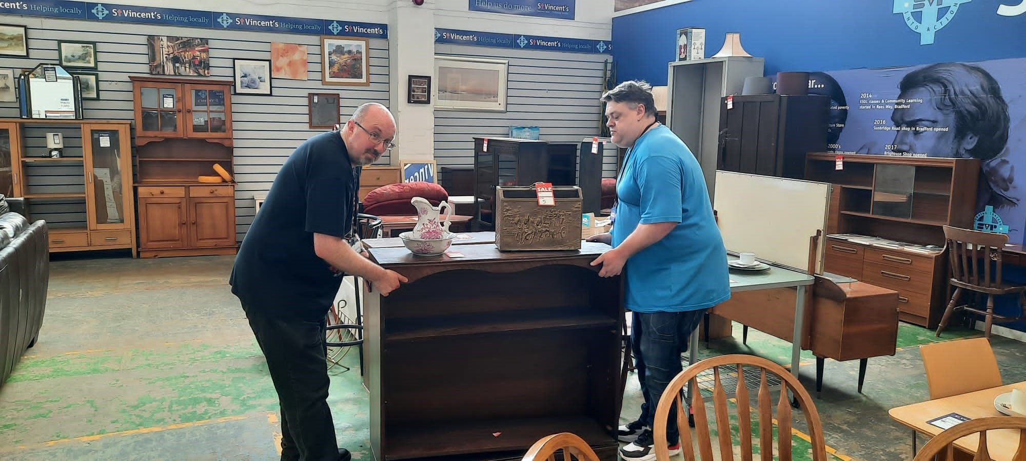 people in the centre